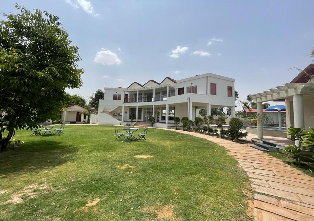 Las Cabanas Resort Puškar Exteriér fotografie